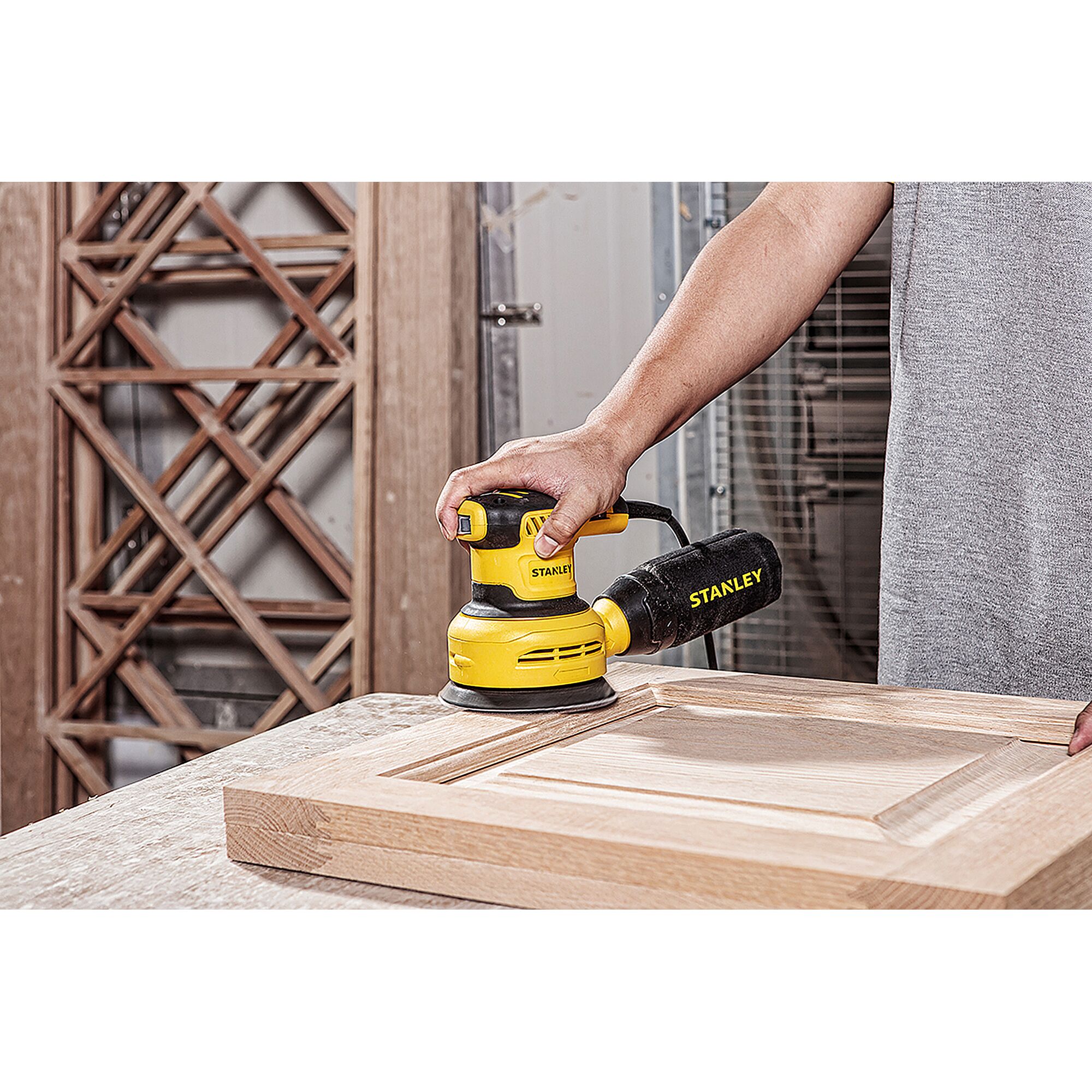 300W 5 in. (125mm) Oribtal Sander